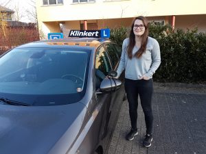 Eva van der Laan heeft haar autorijbewijs gehaald bij Autorijschool Klinkert Zeist