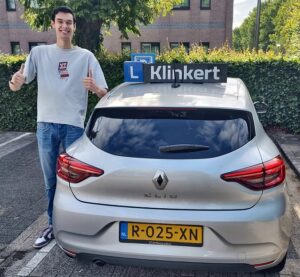 Ruben Godefroij is in 1 keer geslaagd voor zijn Autorijbewijs bij Autorijschool Klinkert Zeist !!!!!!!